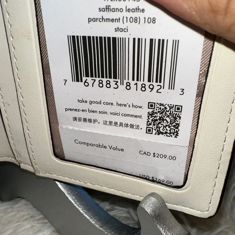Kate Spade white Cream Wallet